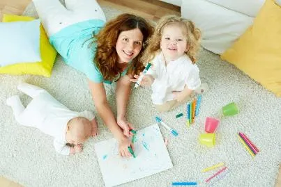happy-mom-with-kids-403